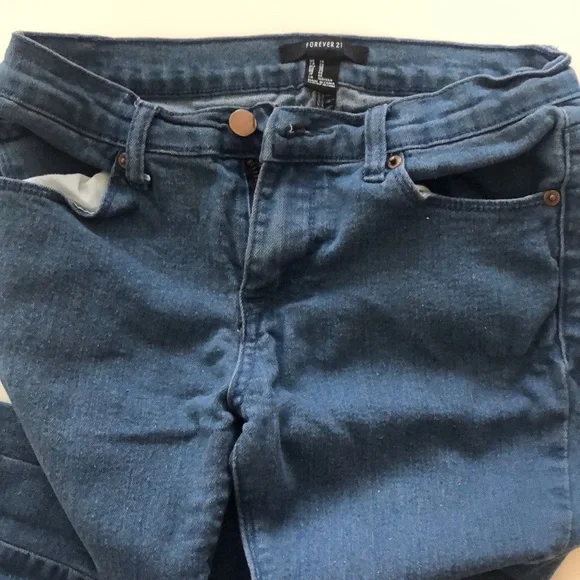 Forever 21 Lightwash Jeans - Picture 2 of 2